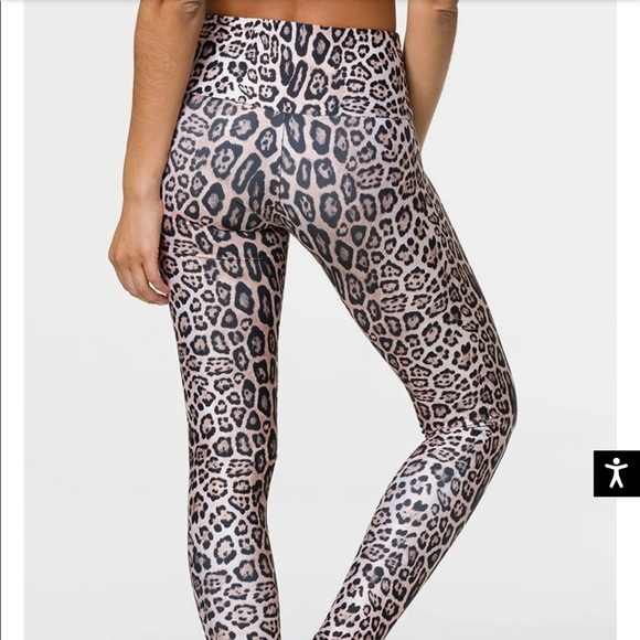 Onzie High rise leopard leggings - Picture 3 of 4